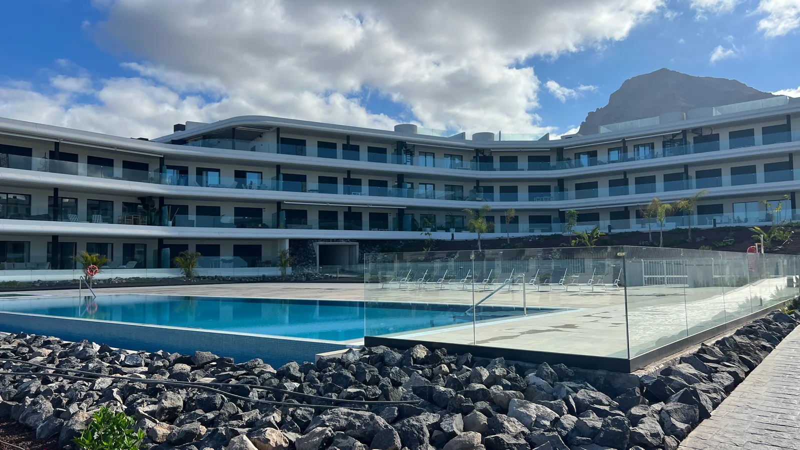 Atlantic Home - Three-Bedroom Premium Apartment